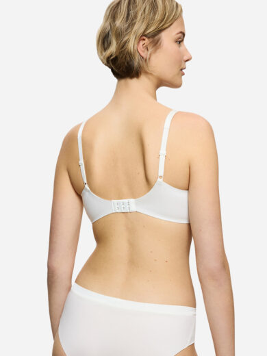 Triumph Body Make-up Soft Touch WP EX – Rückansicht